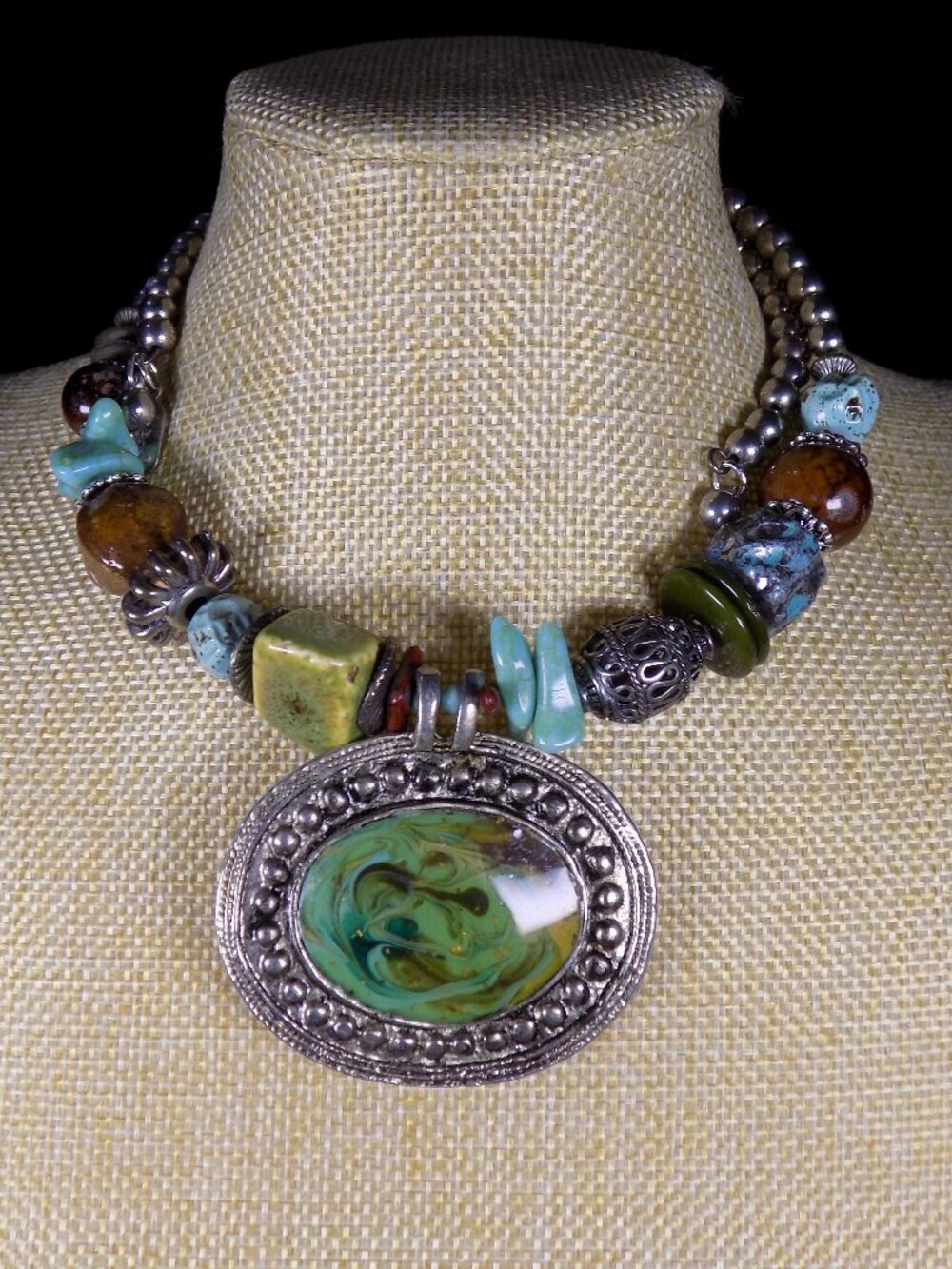 Vintage Treska Necklace Southwestern Memory Wire Choker Pendant Stones Glass